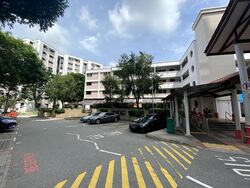 Jurong East Street 21 (D22), Shop House #453517001